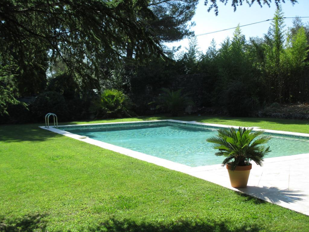 Le Clos Des Canebiers Bed & Breakfast Grasse Dış mekan fotoğraf