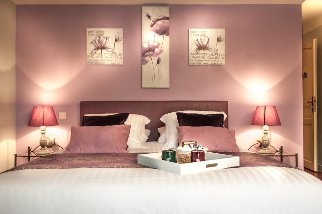 Le Clos Des Canebiers Bed & Breakfast Grasse Oda fotoğraf