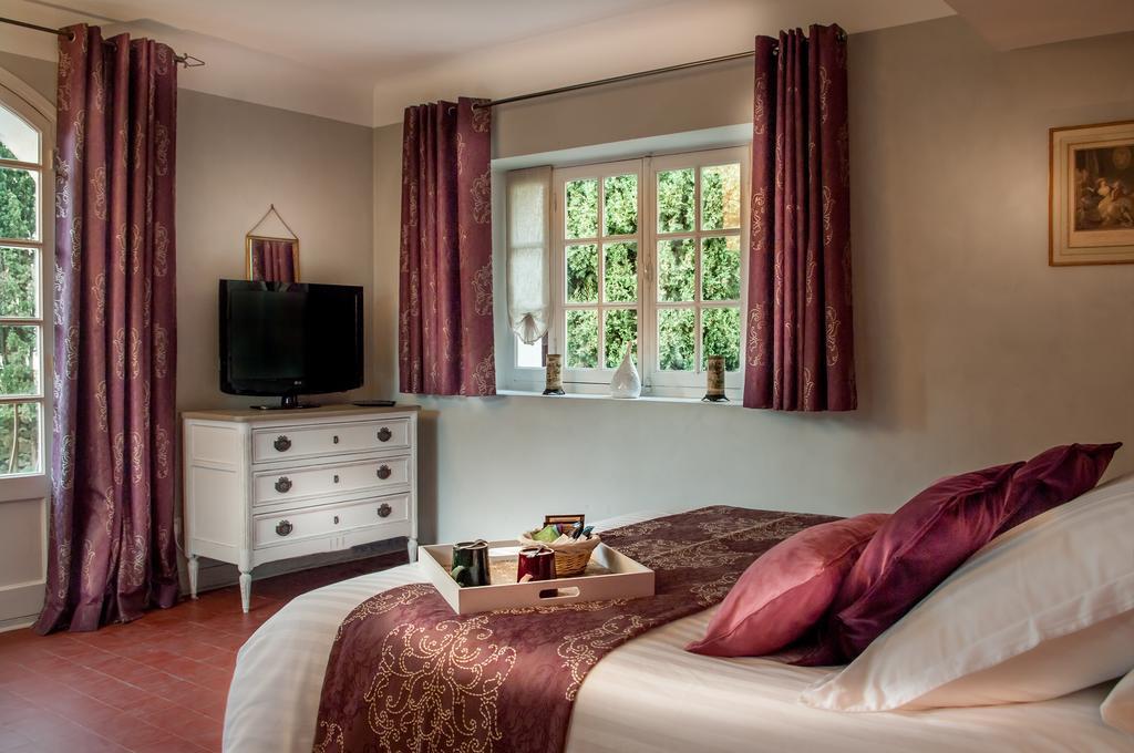 Le Clos Des Canebiers Bed & Breakfast Grasse Oda fotoğraf