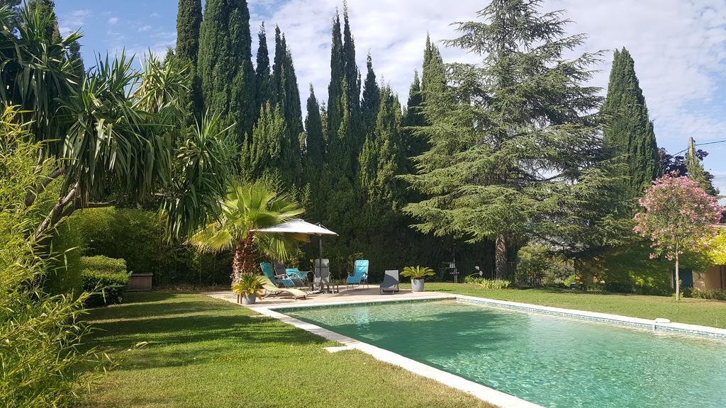 Le Clos Des Canebiers Bed & Breakfast Grasse Dış mekan fotoğraf